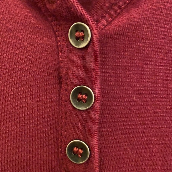 RUE21 Sz S Short Sleeve Henley Tee Maroon Stretch Slinky Thin Material Oversized - Picture 6 of 8